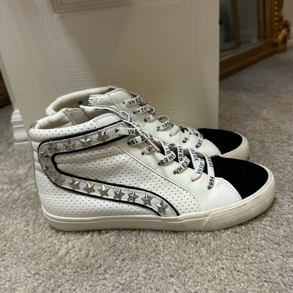 Vintage Havana limited edition sneaker